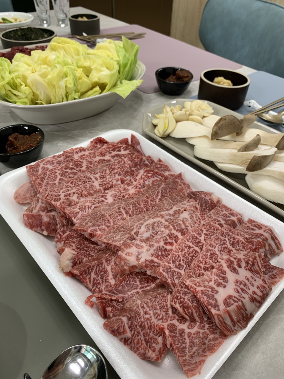 부모님 설 명절 한우선물세트 1+등급 소고기 등심 채끝 구이용 선물 포장